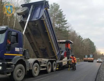 В області триває ремонт автомобільних доріг 