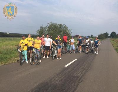 Близько 20 велолюбителів  взяли участь у мандрівці на ярмарок «ГорбоГори»