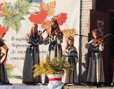 На Львівщині відбувся фестиваль "У родинному колі"