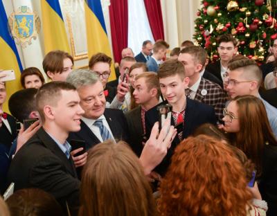 Винахідники з Львівщини взяли участь у зустрічі Президентського подружжя з обдарованими дітьми