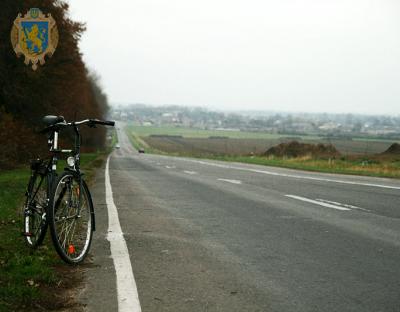 Для соціальних працівників Львівщини закупили велосипеди