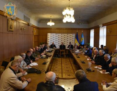 Соціальні стандарти життя ветеранів Збройних сил та учасників АТО – в центрі наради із представниками громадських організацій
