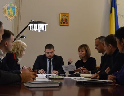 Юрій Холод провів робочу нараду з працівниками департаменту архітектури та розвитку містобудування