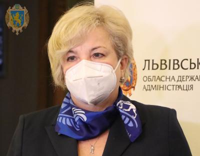 Хворіє дедалі більше молоді: пульмонологи розвінчують міфи про ковід