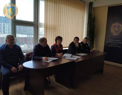 В області розглянули питання переміщення великогабаритної сільськогосподарської техніки автошляхами