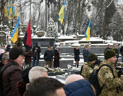 У День Соборності та 100-річчя УНР Львівщина вшанувала полеглих Героїв