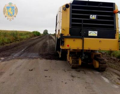 В області розпочали ремонт дороги Радехів - Нивиці