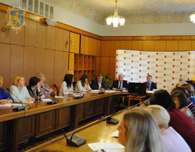 У Львівській ОДА напрацювали шляхи покращення соціальної роботи з сім’ями, дітьми та молоддю у районах