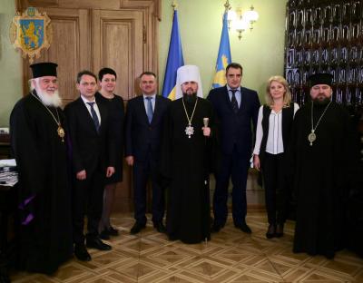 У кожному храмі ми молимось за правильний вибір українців, - Блаженніший митрополит Київський і всієї України Епіфаній