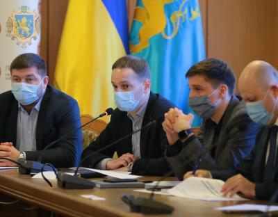 Для допомоги хворим на ковід в області облаштували майже 5 тисяч ліжок