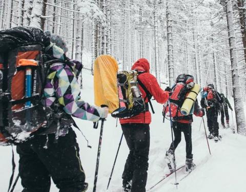 Туристичний похід в гори взимку: що потрібно знати