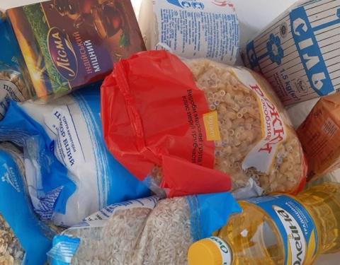 Терцентри соціального обслуговування отримали перші продуктові набори від соціально відповідального бізнесу