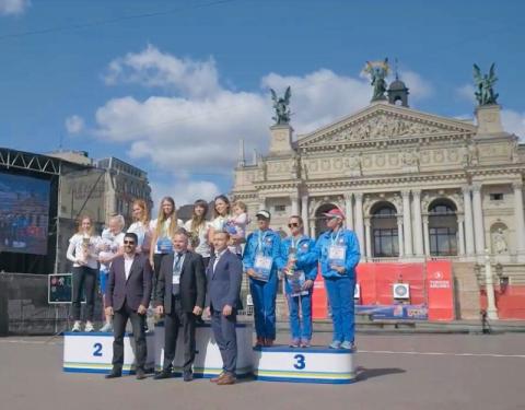 Жіноча та чоловіча команди львів’ян здобули золото на змаганнях зі стрільби з лука