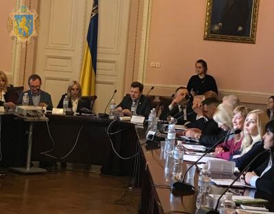 В межах семінару розглянули питання права власності на землю