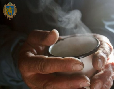 На Львівщині соціальні патрулі врятували близько 60 безхатченків та людей похилого віку