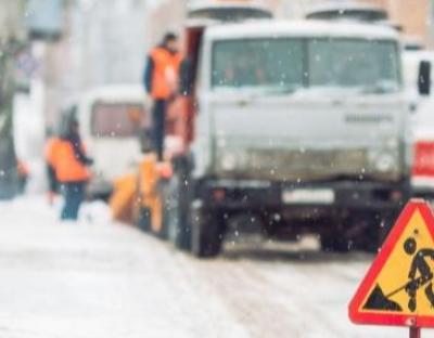 Для очищення доріг від снігу використали майже 1500 тонн піщано-сольової суміші