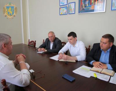 У межах робочої наради розглянули питання забезпечення лісосировиною підприємств Львівщини