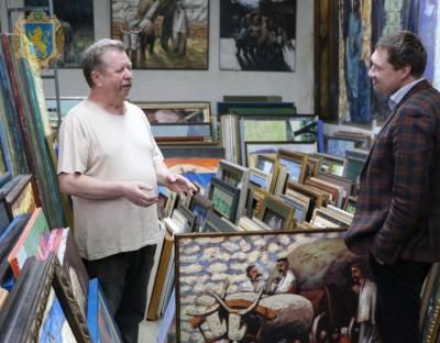 Максим Козицький відвідав творчу майстерню художника Петра Сипняка