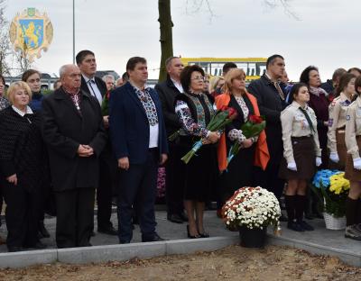 У Пустомитах відкрили пам’ятник «Борцям за волю України»