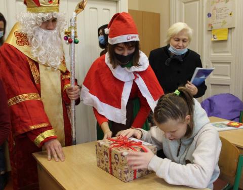 «Подаруй дитині свято»: в межах акції понад 500 потребуючих дітей Львівщини отримали подарунки