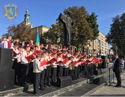 У День Незалежності «Дударик» виконав акафіст