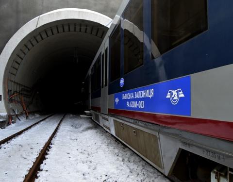 100 днів до відкриття: Бескидський тунель введуть в експлуатацію у травні