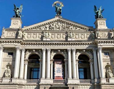 Львівська національна опера відновила роботу після карантину: репертуар на святкові дні