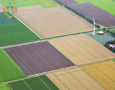 Безоплатні тренінги для адвокатів у сфері земельних правовідносин: оголошено конкурс