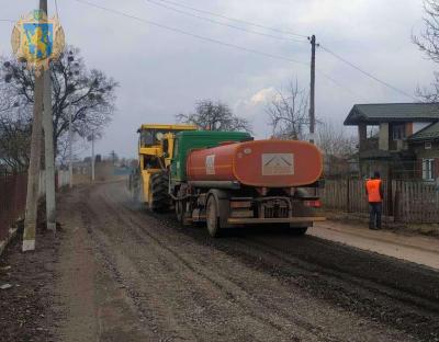 Велике будівництво: запрацювала техніка на автомобільній дорозі Рава-Руська-Гайок