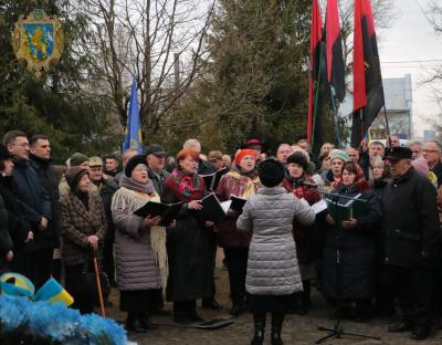 У Білогорщі вшанували пам’ять головнокомандувача УПА Романа Шухевича