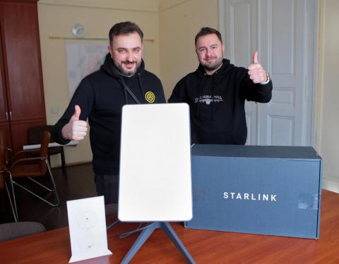 Львівській ОВА передали супутникову систему Starlink