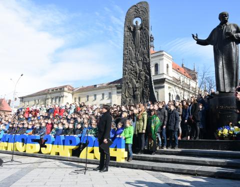 Вірші Кобзаря у вашому виконанні: розпочалась акція «Вільний мікрофон»