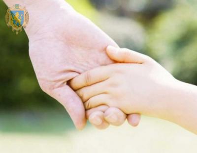 На Мостищині троє дітей, позбавлених батьківського піклування, влаштували в дитячий будинок сімейного типу