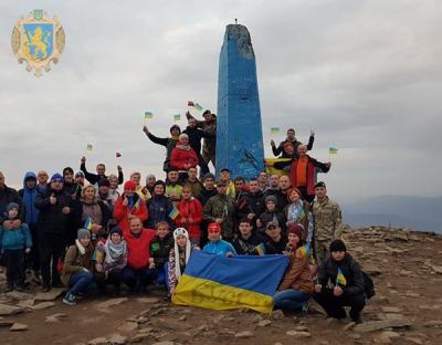 У межах відзначення 100-річчя ЗУНРу бущани здійснили сходження на гору Говерла