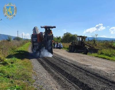 Триває ремонт дороги Східниця-Верхнє Синьовидне на діляці під'їзд до с.Корчин