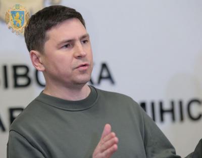 «Якщо ми хочемо зупинити війну, то маємо говорити про потребу закритого неба», - Михайло Подоляк