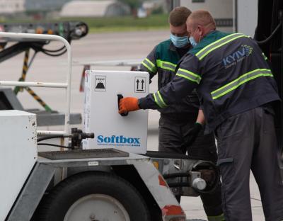 Україна отримала перші 117 тисяч доз Comirnaty/Pfizer за кошти державного бюджету