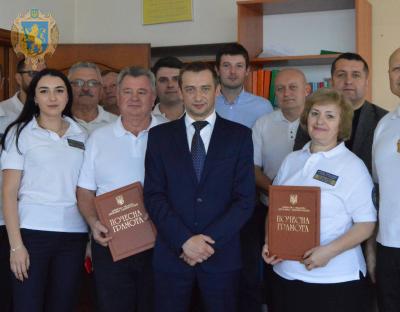 Тарас Грень привітав працівників Укртрансбезпеки із Днем автомобіліста і дорожника