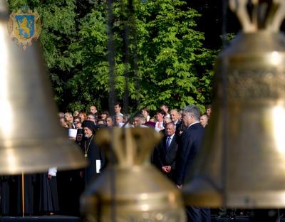 Глава держави: Влада не втручатиметься у суто внутрішні справи Української Церкви, але й іншим державам не дозволить цього робити