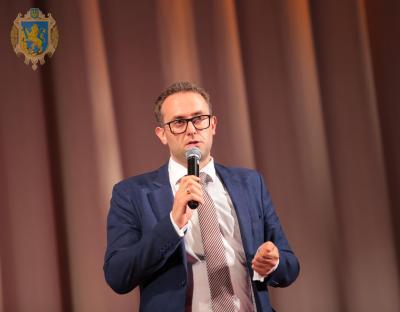 Ми повинні пам’ятати послів України у світі, адже вони демонструють багатство нашого народу, - Маркіян Мальський 