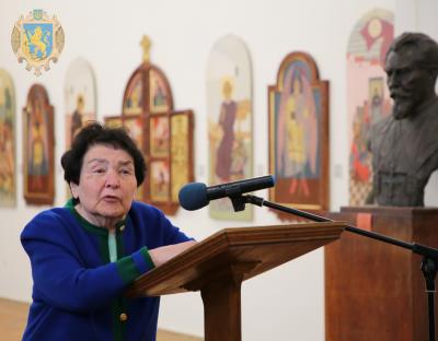 У Національному музеї Андрея Шептицького відкрили виставку до 90-річчя Емануїла Миська 