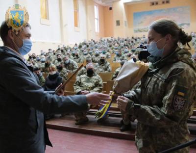 До Дня Десантно-штурмових військ Максим Козицький відзначив військових 80-ки