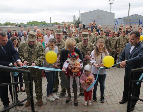 На Львівщині відкрили житловий будинок для військовослужбовців