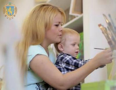 Надбавку педагогам мистецьких шкіл виплачують у 12 районах Львівщини