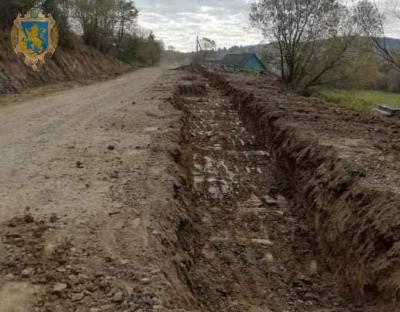 На Турківщині триває ремонт автомобільної дороги Бориня-Боберка