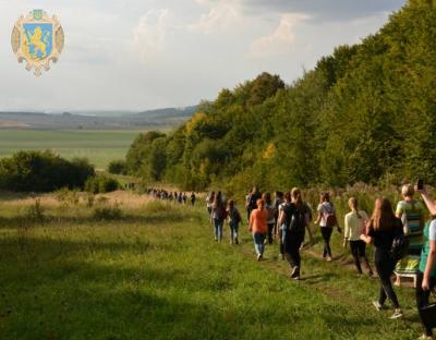 Осінній мандрівний сезон у парк «Північне Поділля» розпочали студенти-педагоги