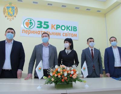 «Лікарня першою в Україні започаткувала практику раннього прикладання до грудей»: Львівському перинатальному центру – 35 років