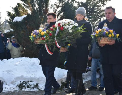 Українська делегація на чолі з Міністром закордонних справ України Павлом Клімкіним  вшанувала пам'ять жертв трагедії села Павлокома (+відео)