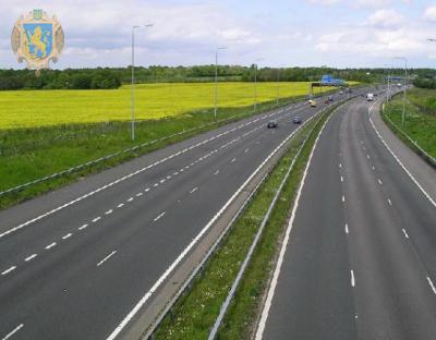На дорогах державного значення Львівщини влаштували 24 камери відеонагляду