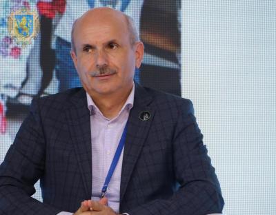 «ІТ-індустрія творить нову генерацію людей – самодостатніх та успішних», - співзасновник компанії «Soft Serve» Тарас Кицмей